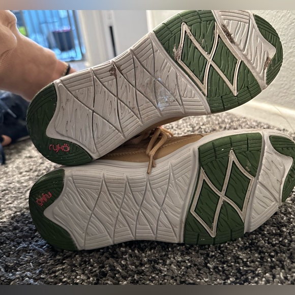 RYKA winter boots - Picture 3 of 6